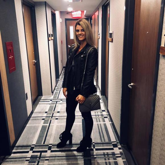 Meet your Posher, Nastasia - Picture 1 of 1